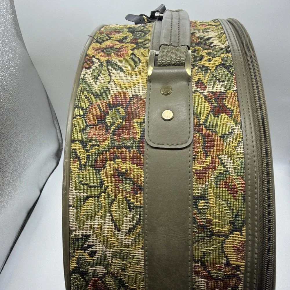Vintage Firenze Floral Tapestry Garment Bag